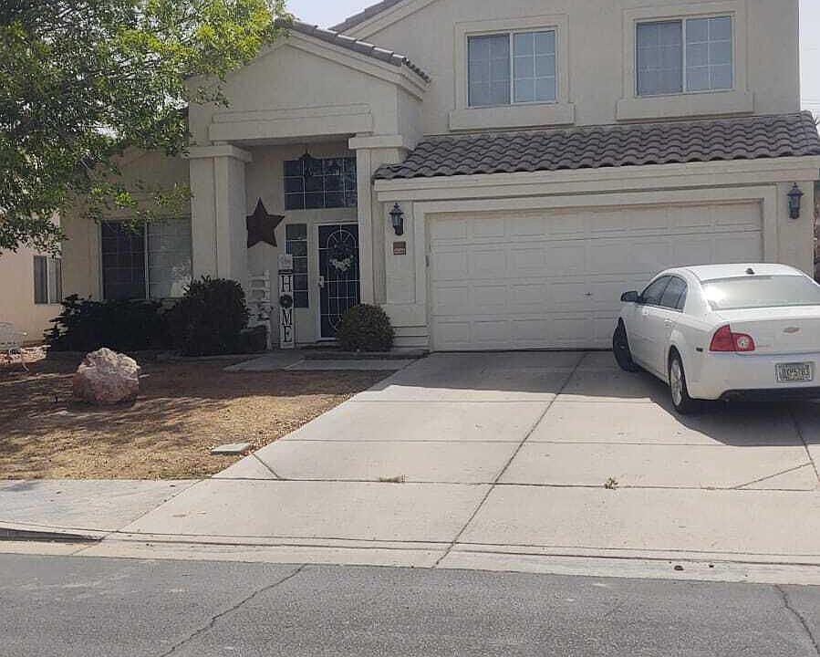 1st image of 18366 N 111th Dr