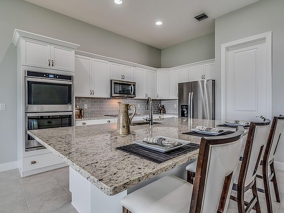 5th image of 12548 SW Sunrise Lake Terrace