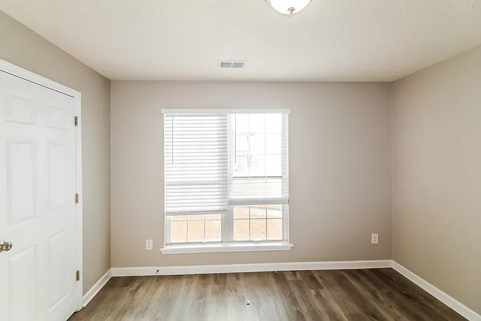 5330 Sea Horse Dr — Photo 12