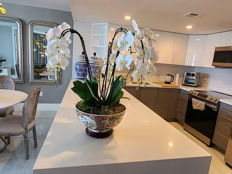 5701 Collins Ave #905 — Photo 2