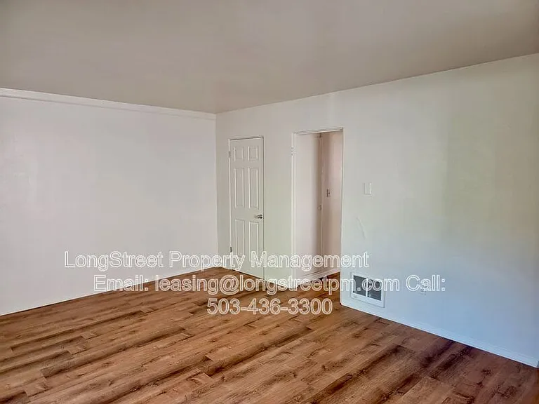 628 NW 19th St — Photo 3