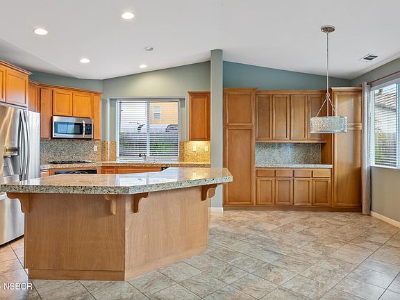 4th image of 1728 Alcala Dr