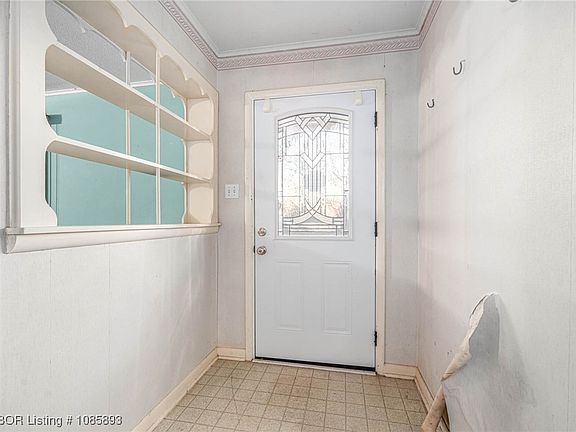 2nd image of 2115 Country Club Dr