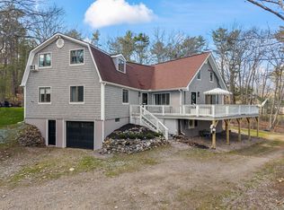 176 Shore Rd, Cape Neddick, ME 03902