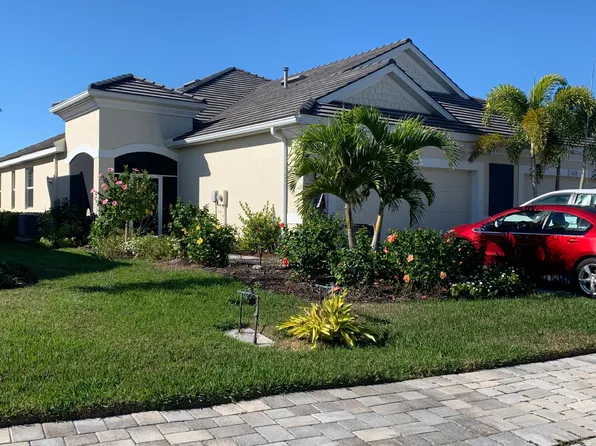 7612 Registrar Way, Sarasota, FL 34243