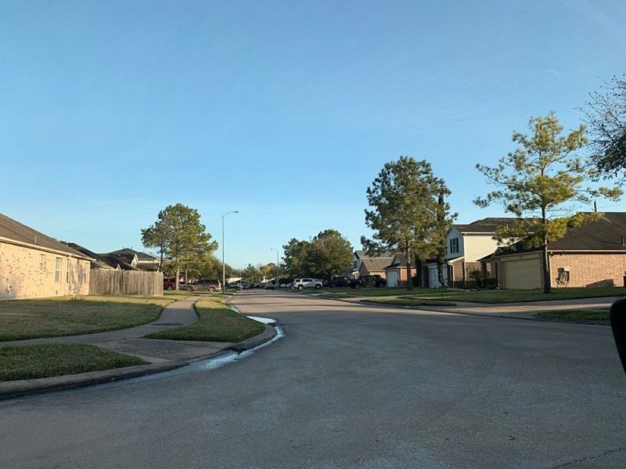 2nd image of 16911 Watering Oaks Ln