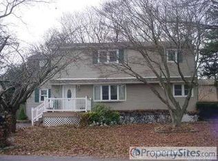 152 Coates Ave N, Holbrook, NY 11741