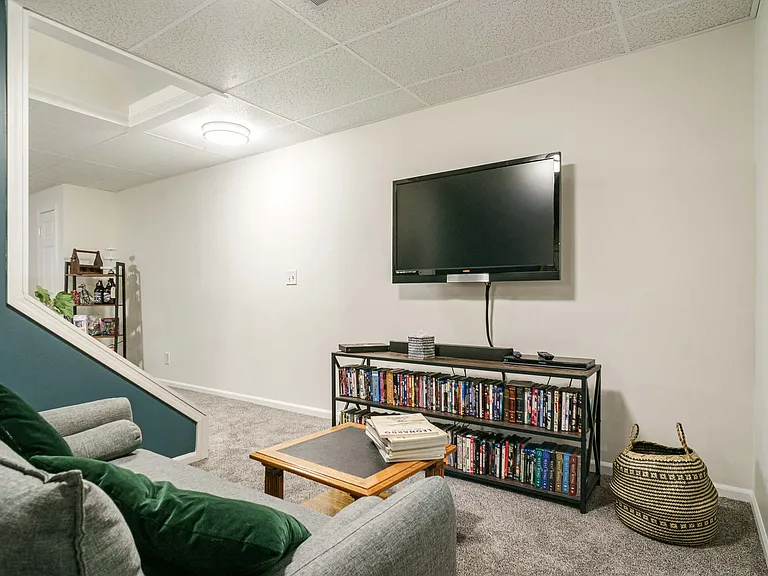 53150 Holly Fern Ct — Photo 11