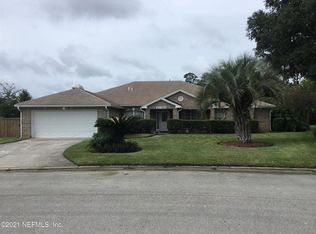 11044 Lydia Estates Dr W, Jacksonville, FL 32218