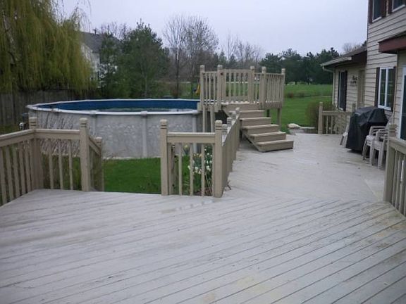 Deck & Pool
