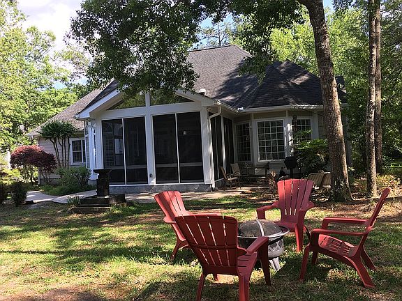 2nd image of 5001 Derby Ct