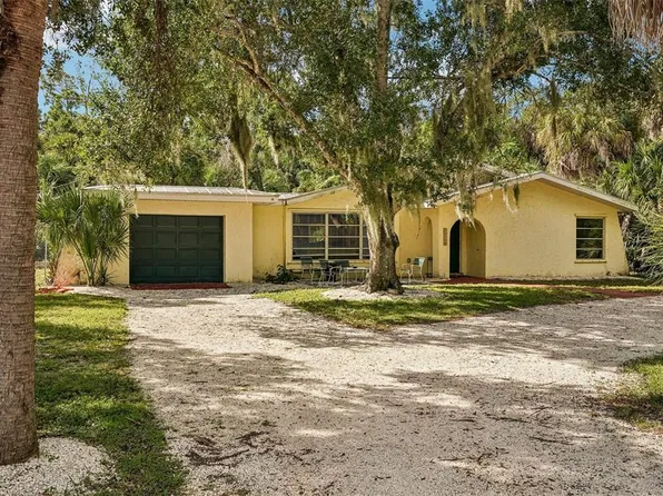 22215 ONEIDA AVENUE, PORT CHARLOTTE, FL 33952