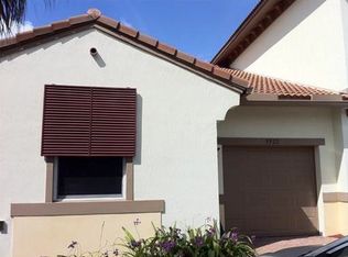 5922 NW 117th Dr, Pompano Beach, FL 33076