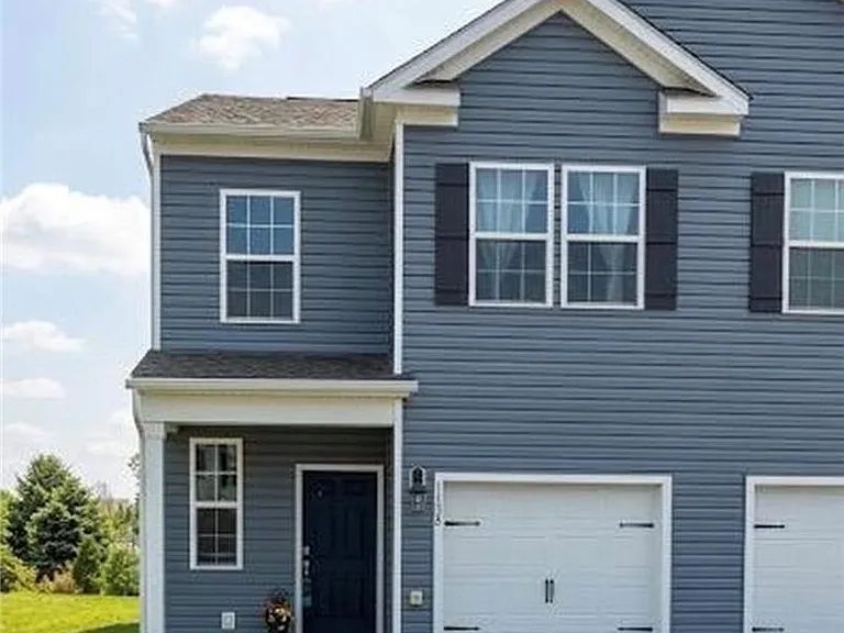 1138 Martin Rd — Photo 1