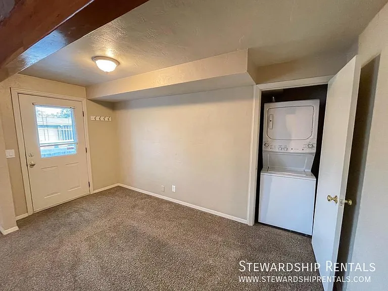 1458 E 19th Ave — Photo 5