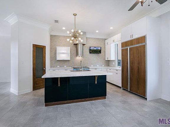 4th image of 11963 Indigo Dr.