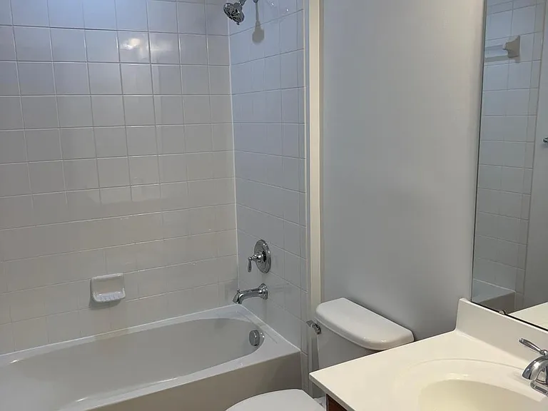 22851 Chestnut Oak Ter — Photo 16