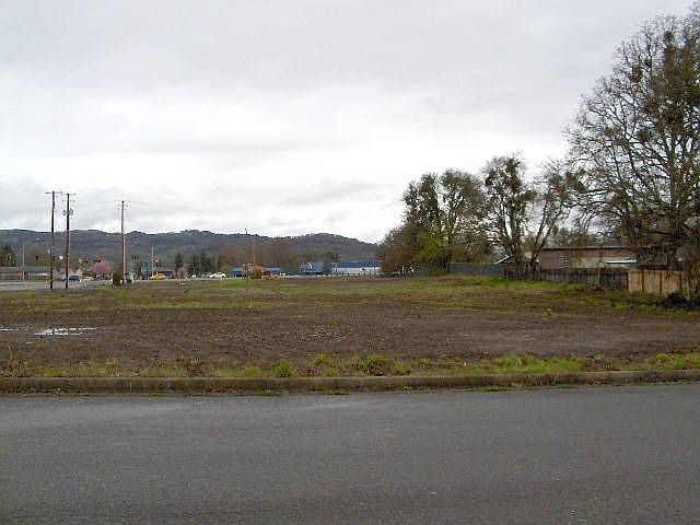 1st image of 5096 Old Hwy 99 S