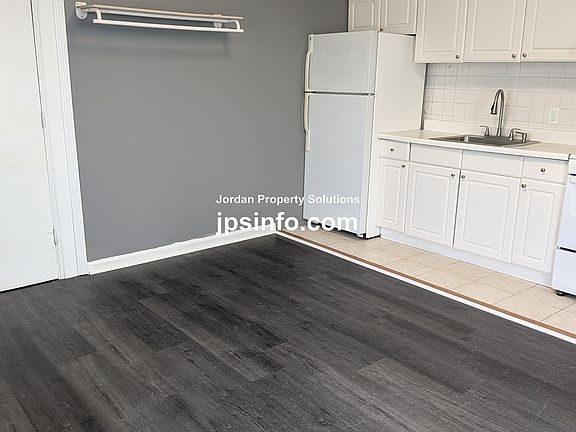 2nd image of 110 Perkins St APT 7