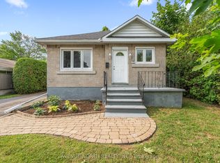 1210 Erie Ave, Ottawa, ON K1V6G6