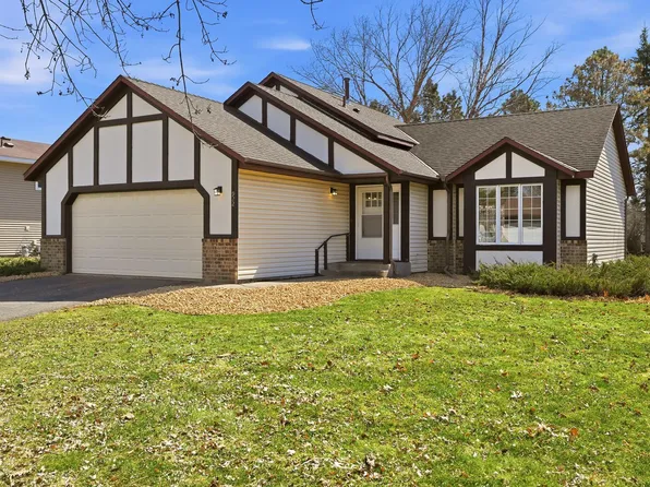 9227 79th St S, Cottage Grove, MN 55016