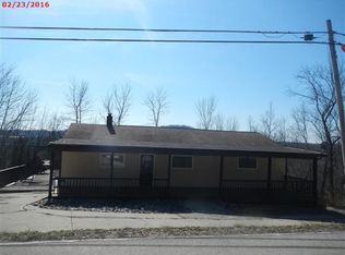 5731 Wilmington Pike, Aurora, IN 47001