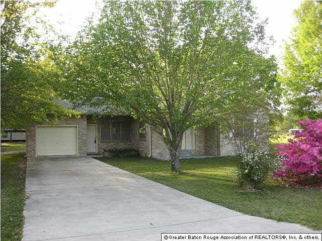 1st image of 15403 Country Rd