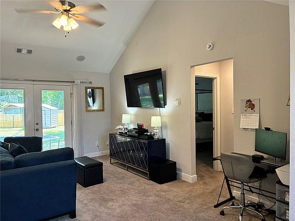 4th image of 9399 Fox Ct E