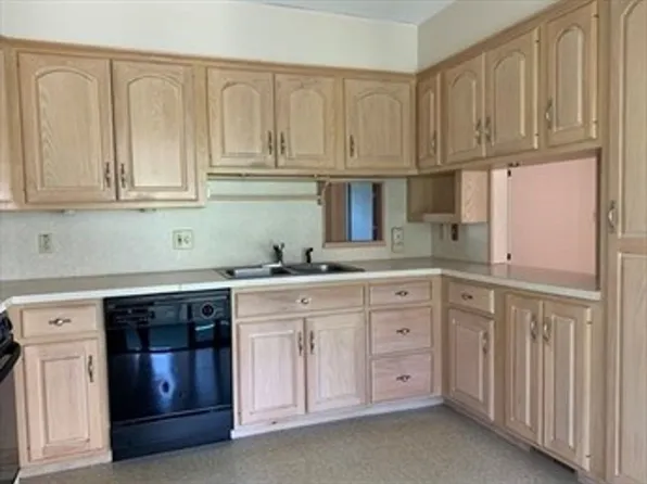 717-719 Stony Hill Road, 717-719 Stony Hill Rd, Wilbraham, MA 01095