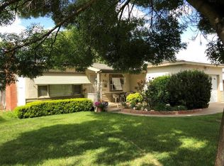 835 Toyon Ln, Patterson, CA 95363