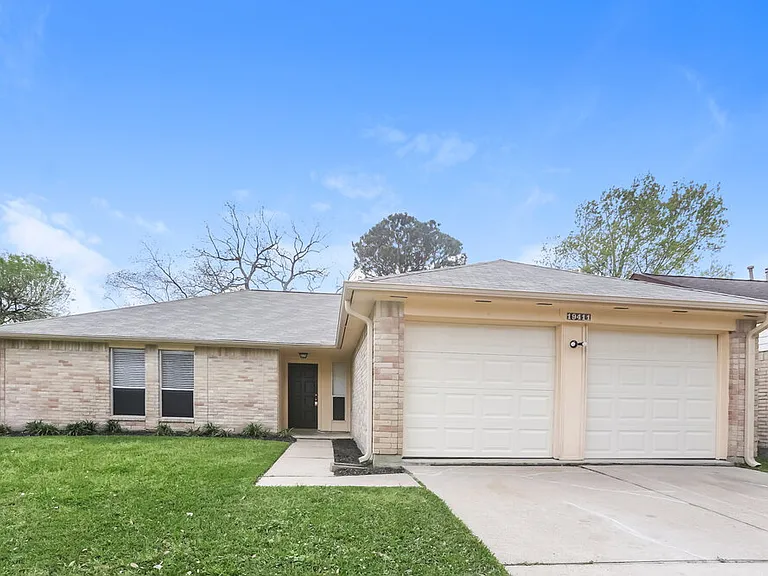 19411 Winding Branch Dr — Photo 1
