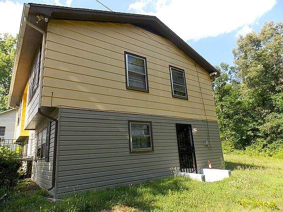 4th image of 1911 Alderson Ave