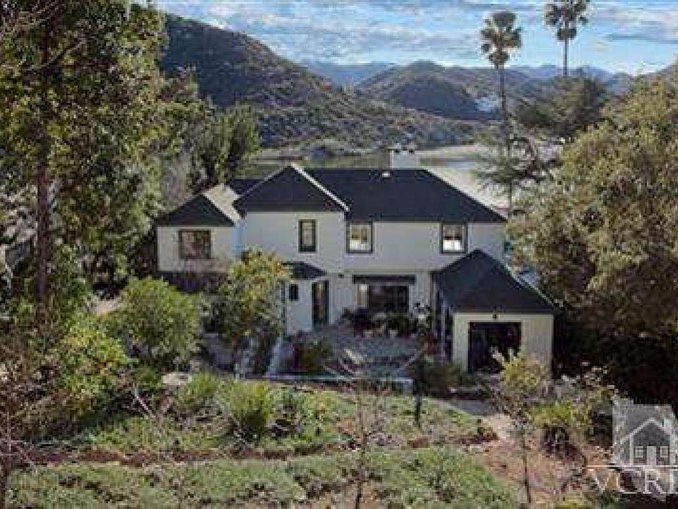 1st image of 844 Lake Sherwood Dr