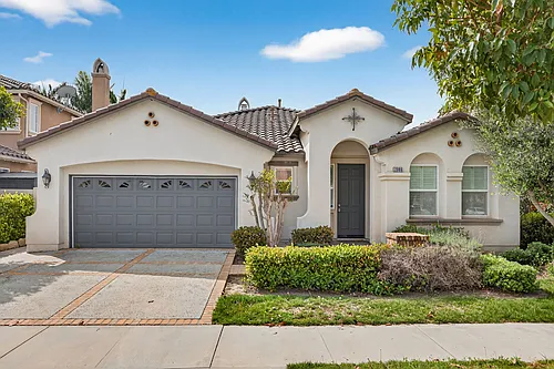 2906 Naples Dr Photo 1