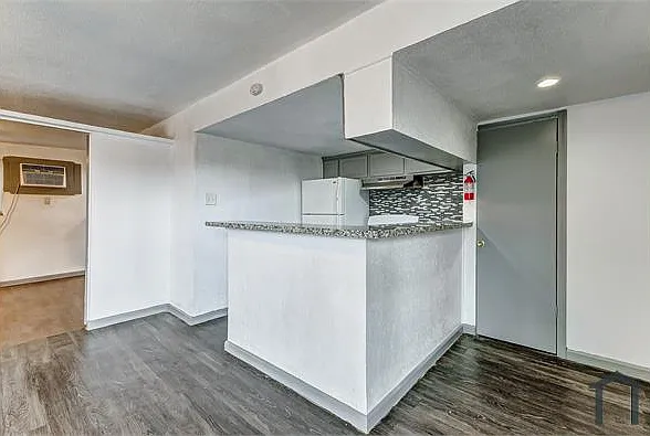 7527 Gulf Fwy #22 — Photo 9