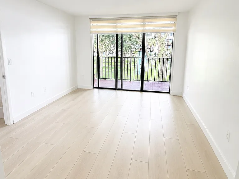 13000 SW 92nd Ave #B208 — Photo 17