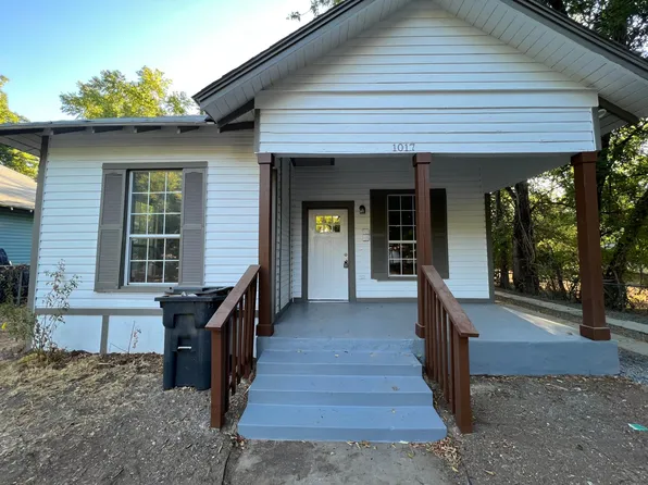 1017 Preston St, Waco, TX 76704
