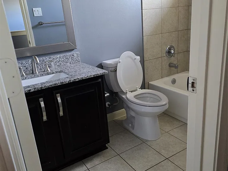 10610 Prillerman Trails Dr — Photo 17