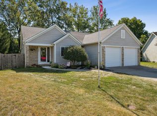 325 Straw Ct, Pataskala, OH 43062