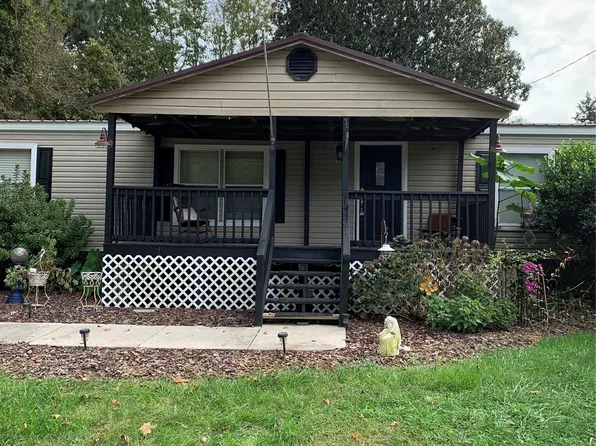 395 Owen St, Star, NC 27356
