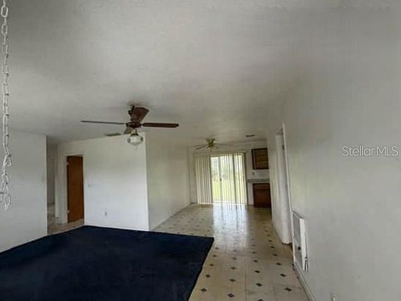 3rd image of 904 SE HALL STREET