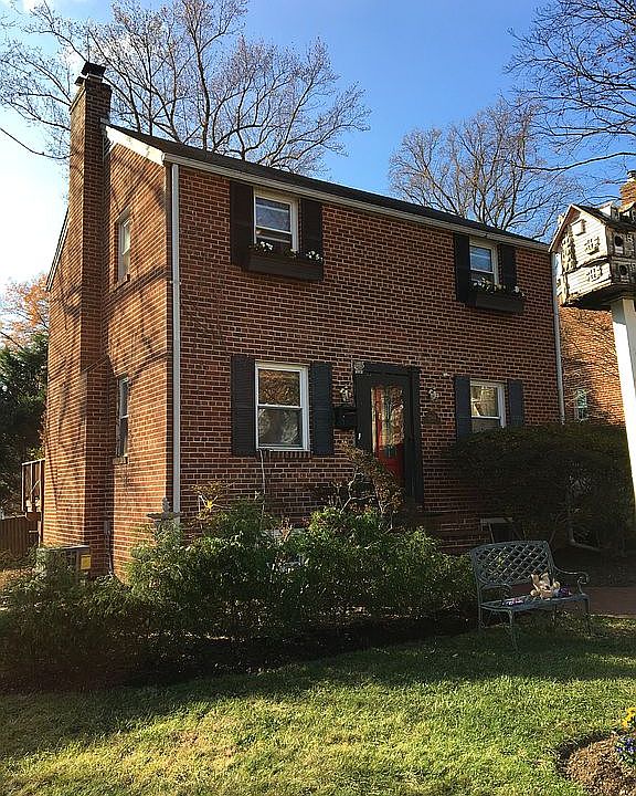 1st image of 2104 N Inglewood St