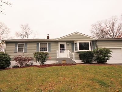 23 Highland Rd, Oak Ridge, NJ, 07438