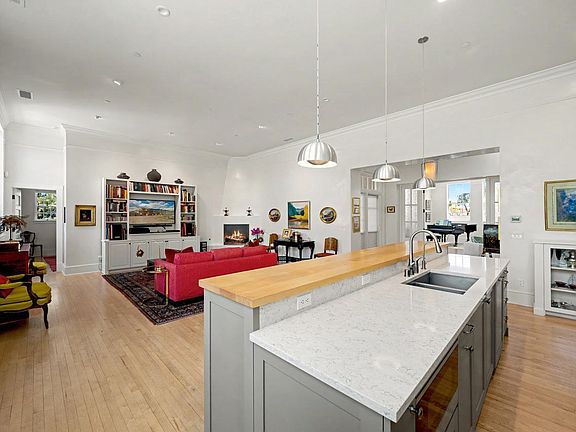 2nd image of 1150 Canyon Rd #5