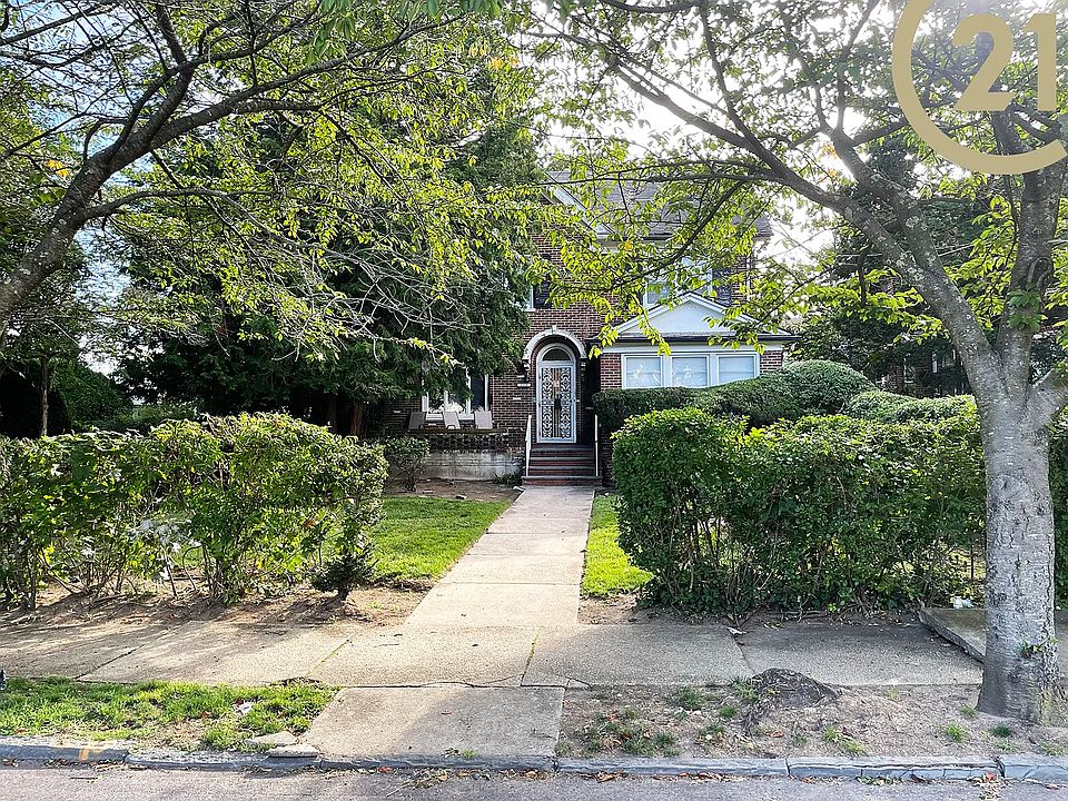 1st image of 11-18 Bay 24 St #24
