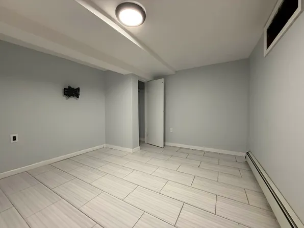 1156 Sutter Avenue image 3 of 3