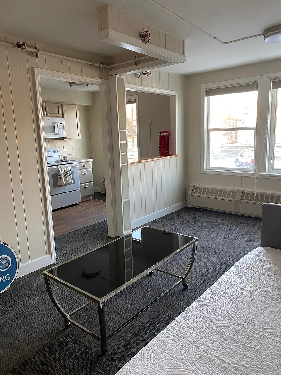 Building Photo - 835 D St #204