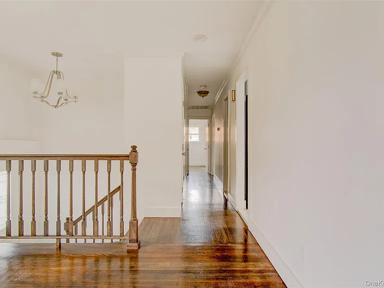 867 Bryant St — Photo 10
