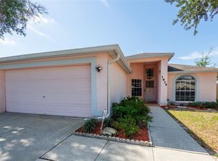 1914 Woodcut Dr, Lutz, FL 33559