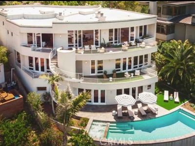(Undisclosed Address), La Jolla, CA, 92037